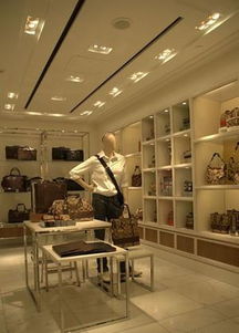 珠寶與化妝品展柜全解析 價格、廠家與展覽服務(wù)一站式參考